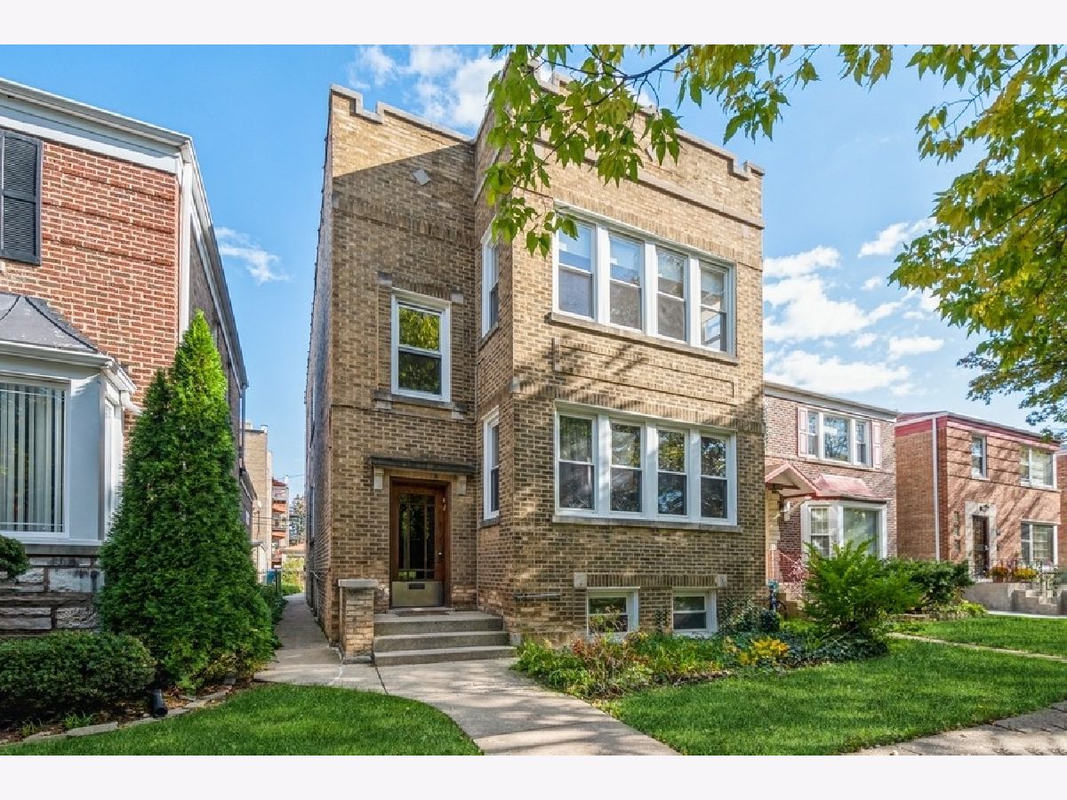 Homes & Condominiums Rented Peterson Woods Chicago Illinois, 5721 Francisco