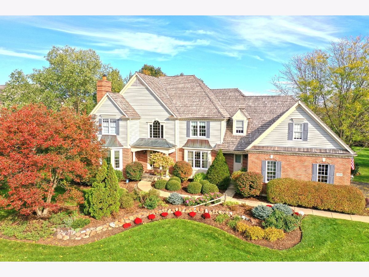 Homes Sold Paradise Grove Crystal Lake Illinois, 5704 Farmbrook