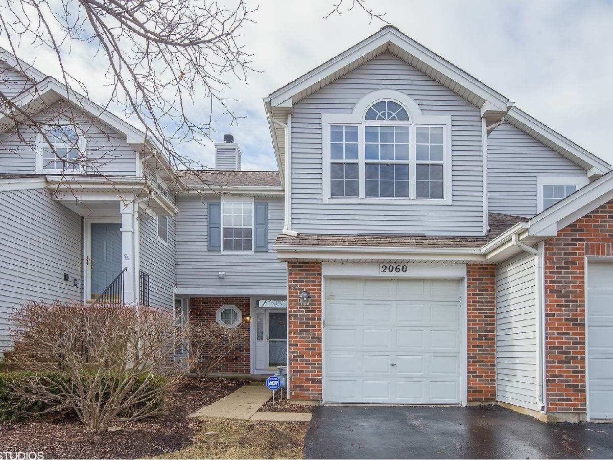 Homes & Townhomes Rented Willoughby Farms Algonquin Illinois, 2060 Waverly