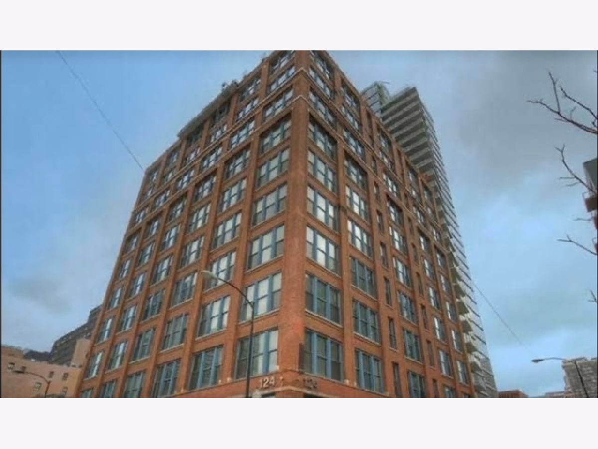 Condominiums Rented Folio Square Chicago Illinois, 124 Polk