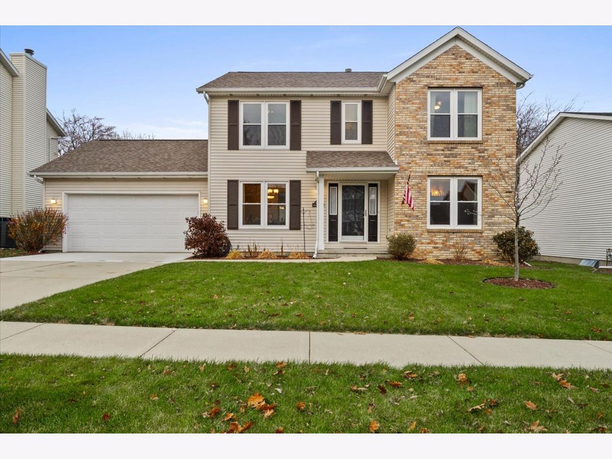 Homes Sold Ridgecrest Bloomington Illinois, 3006 Providence