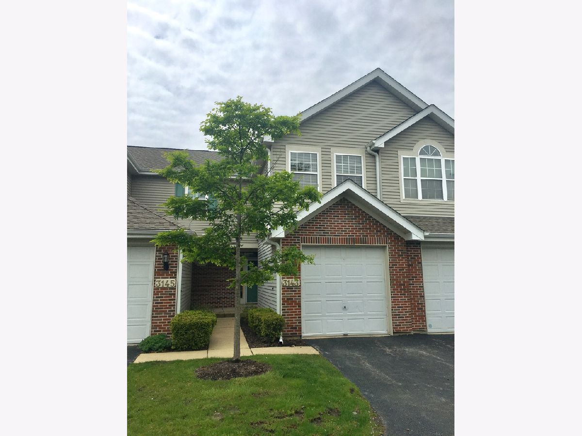 Townhomes Rented Country Homes Of Oakhurst Aurora Illinois, 3143 Anton