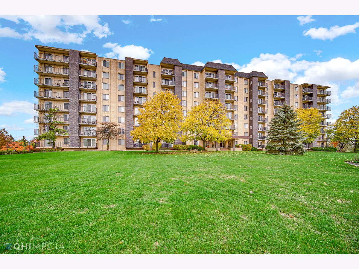 Condominiums Sold Terraces Downers Grove Illinois, 5400 Walnut