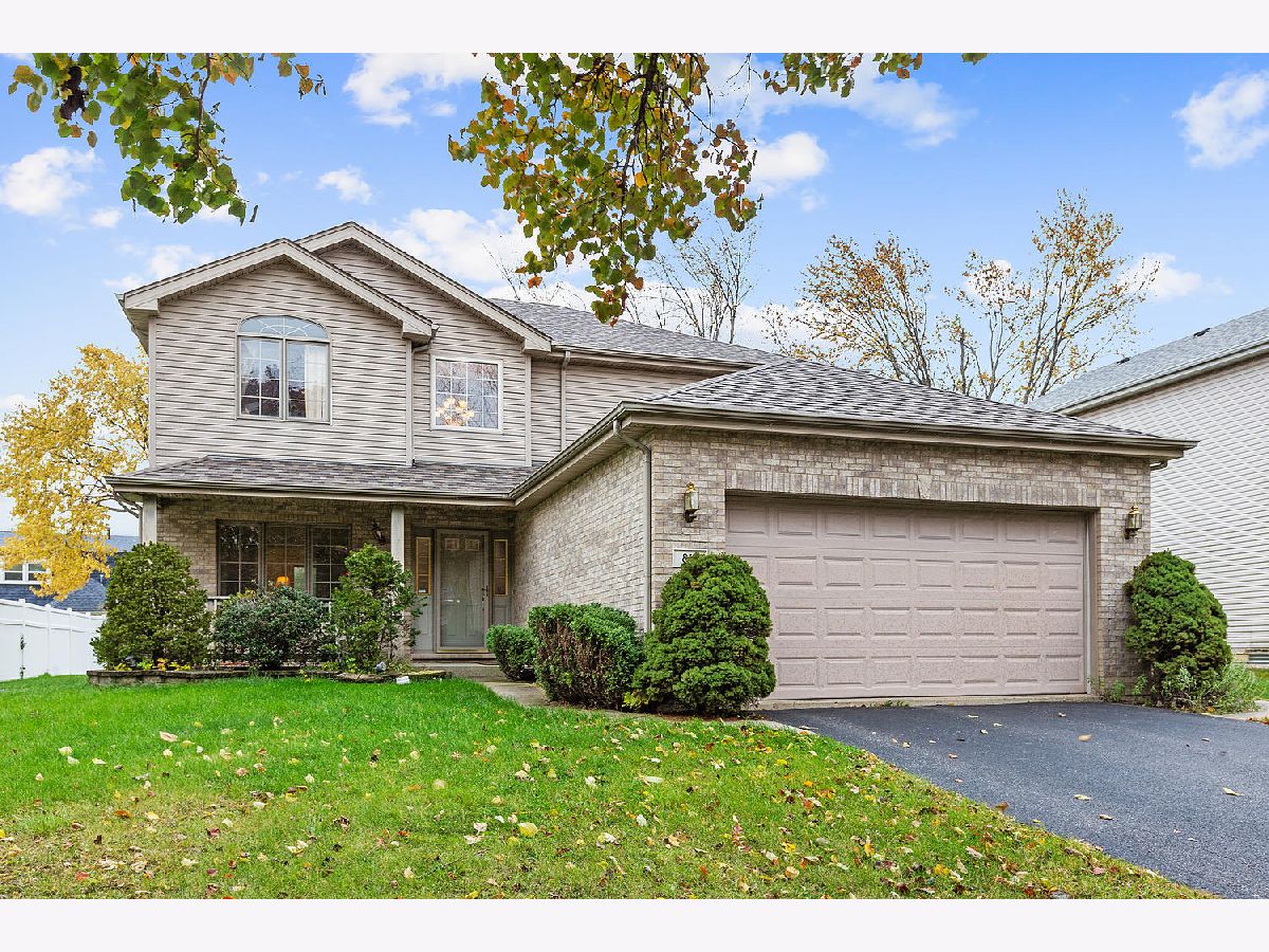 Homes & Condominiums Sold Flossmoor Hills Flossmoor Illinois, 813 Hamlin