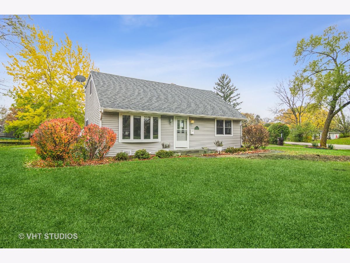 Homes Rented Manor Lake Zurich Illinois, 282 Pine Tree Row