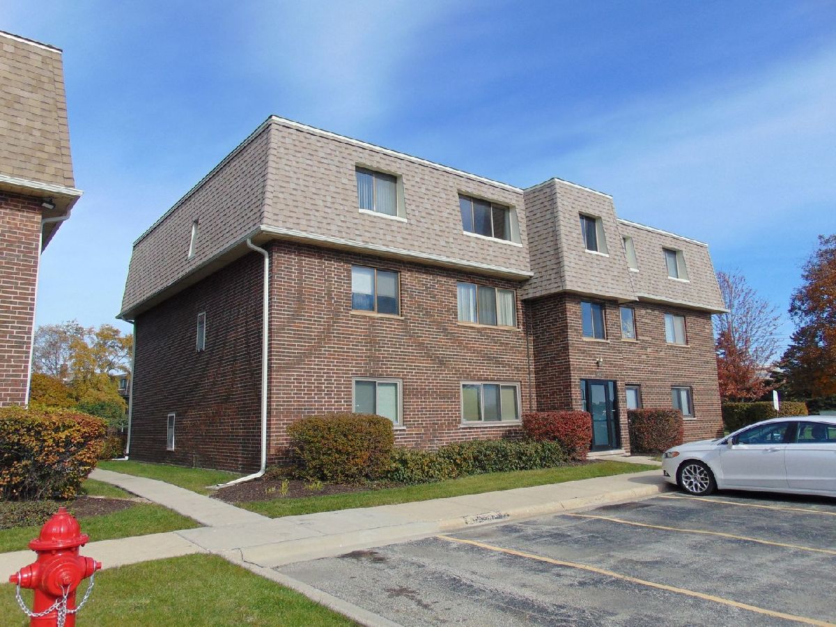 Condominiums Rented Long Valley Palatine Illinois, 1412 Carol