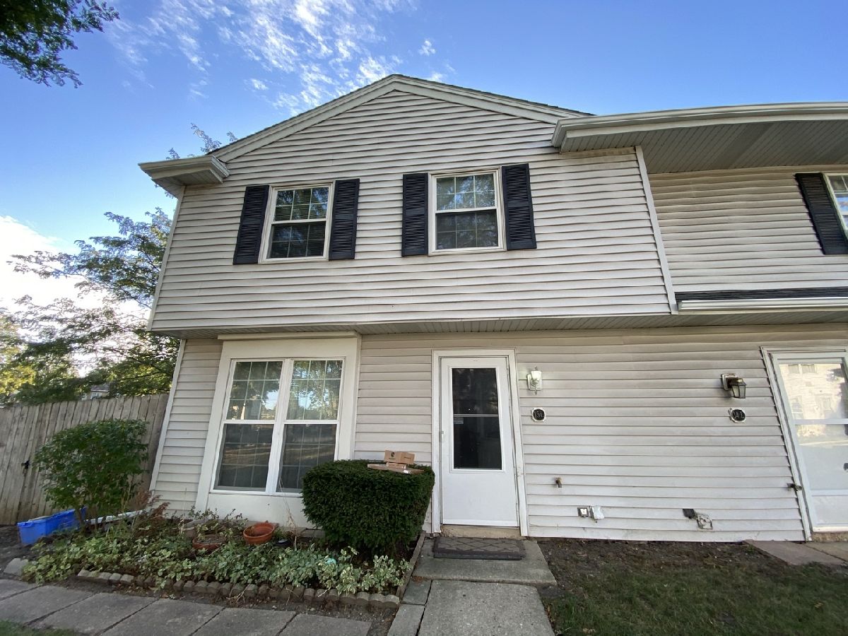 Townhomes & Condos Sold Pine Meadow Bolingbrook Illinois, 15 L Fernwood