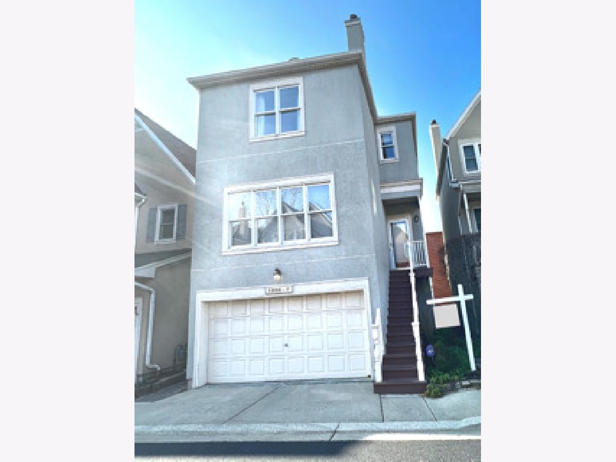 Homes & Townhomes & Condos Sold Picardy Place Chicago Illinois, 1806 Diversey