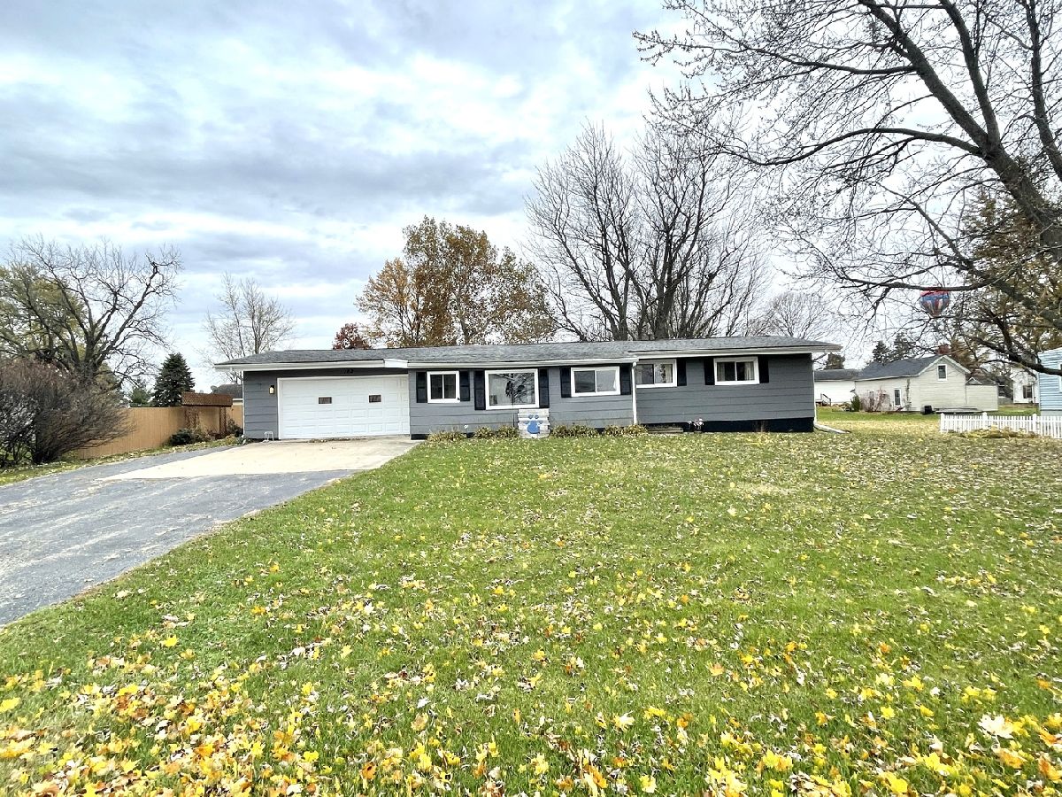  Sold Malden Illinois, 103 1st