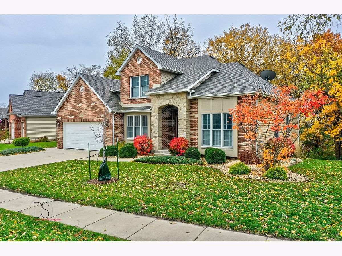 Homes & Condos & Townhomes Sold Autumnwood Ottawa Illinois, 1023 Lakewood