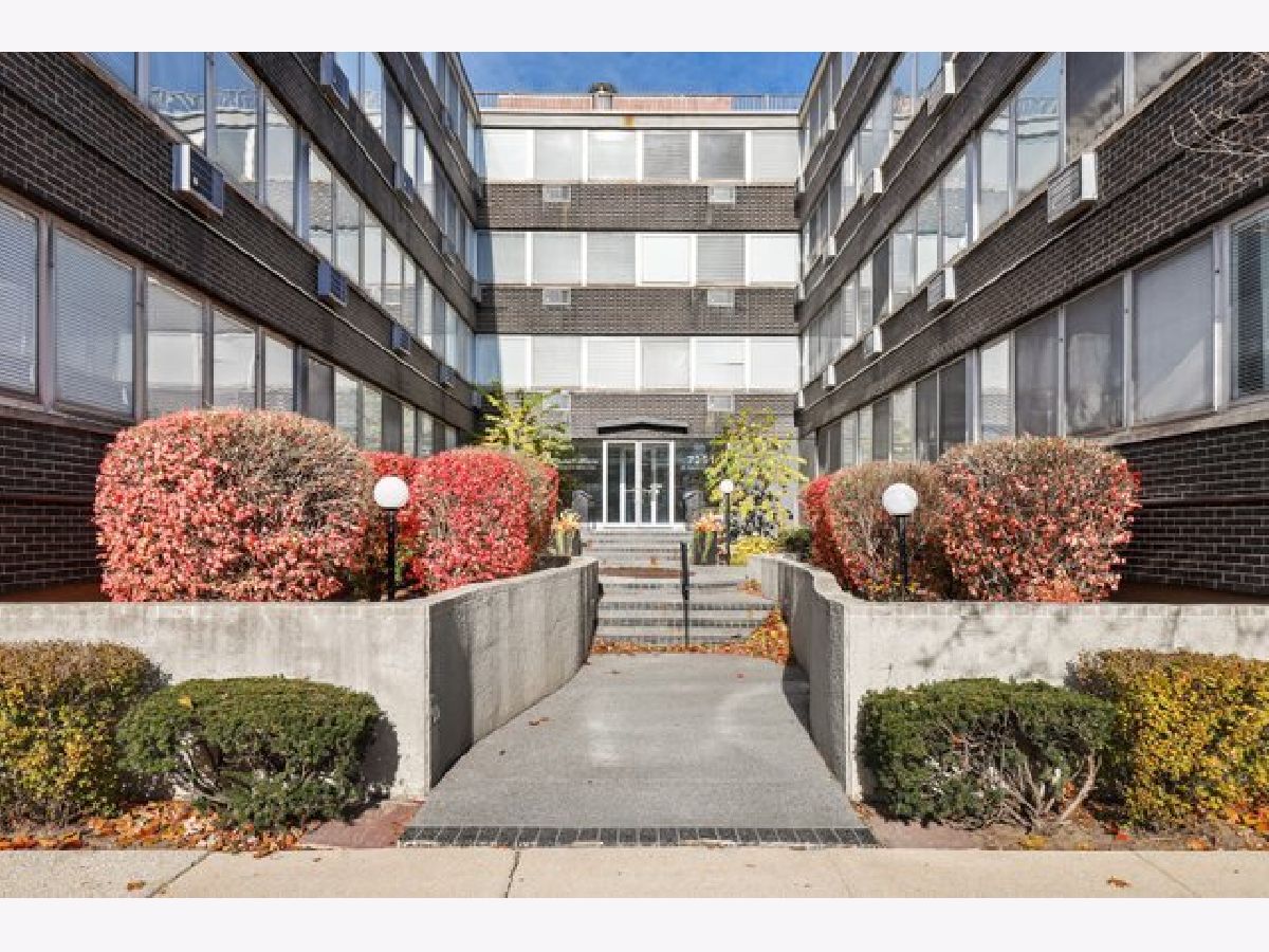 Condominiums Sold Ramar House Forest Park Illinois, 7251 Randolph