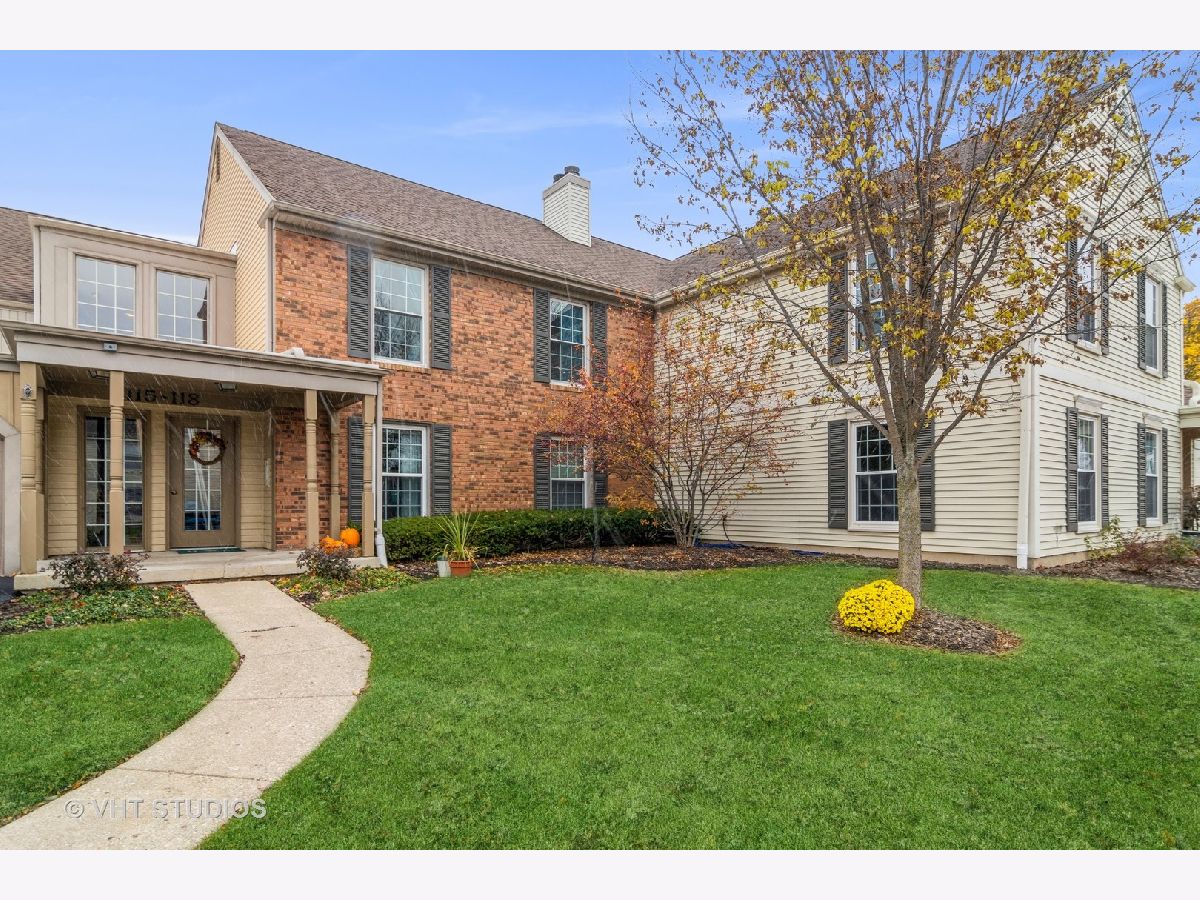 Condominiums Sold Hunters Woods Commons St Charles Illinois, 117 Dunham Place Commons