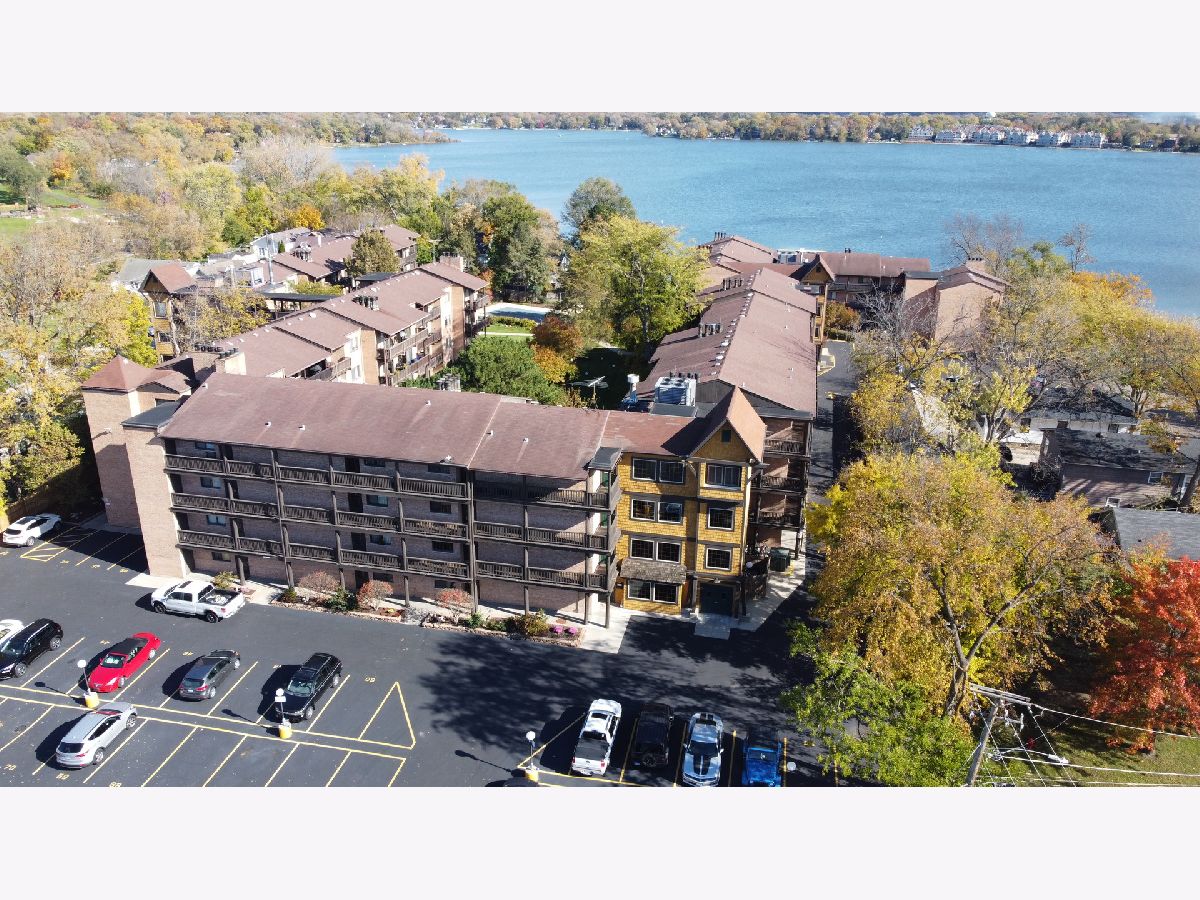 Condominiums Rented Harbour Club Wauconda Illinois, 450 Main