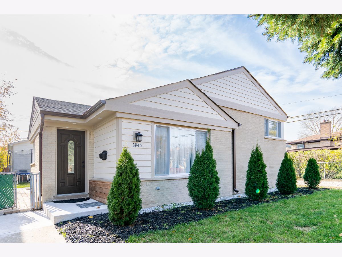 Homes & Townhomes Sold East Lincolnwood Lincolnwood Illinois, 3945 Greenleaf