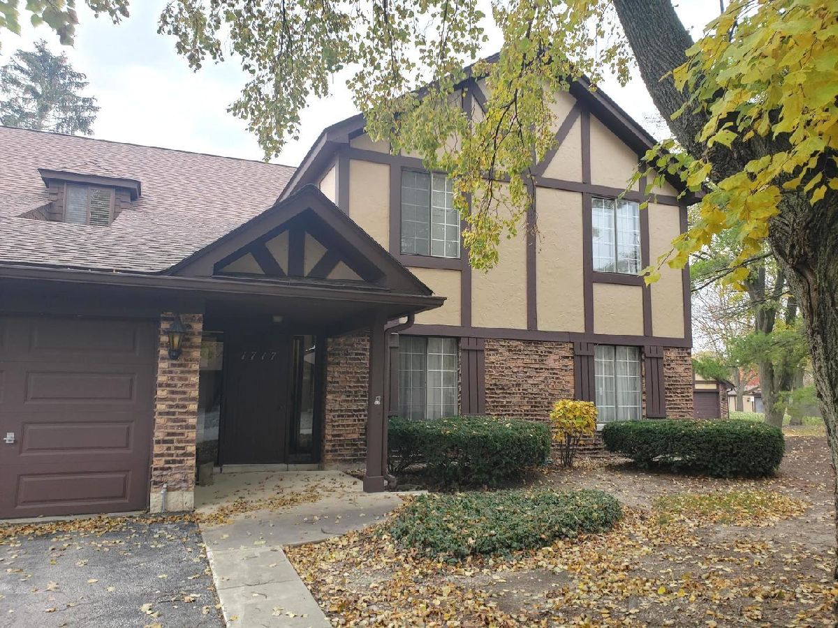 1717 Lakecliffe Drive, Wheaton, Illinois 60189 MLS 11273390 WinterCohen