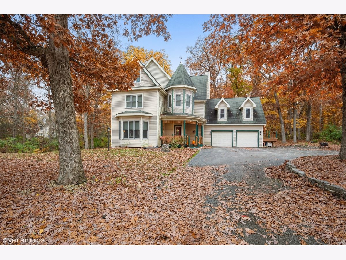 Homes & Condos & Townhomes Sold Balmoral Woods Crete Illinois, 26920 Balmoral Woods