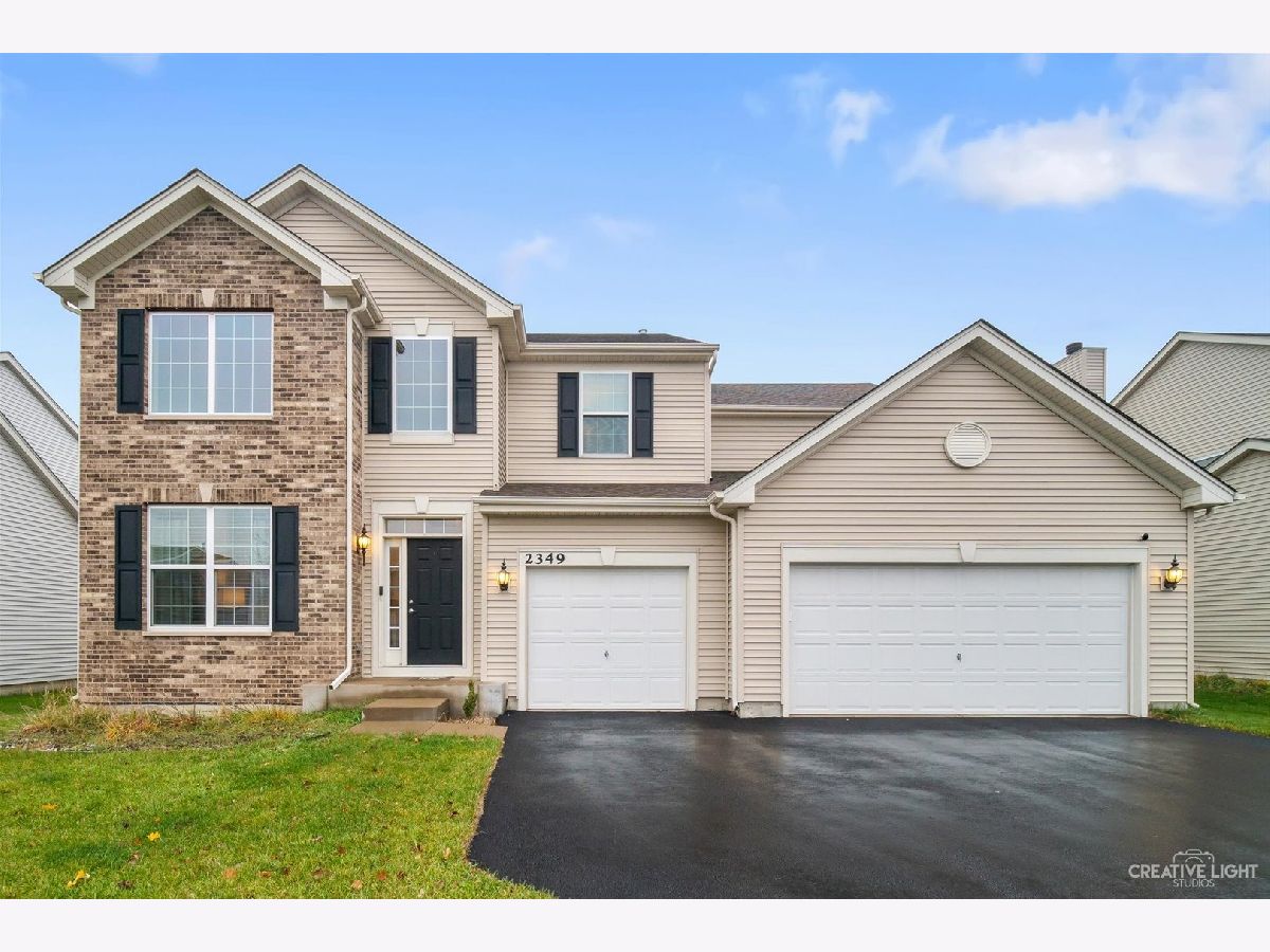 Homes Sold Saratoga Springs Montgomery Illinois, 2349 Mayfield