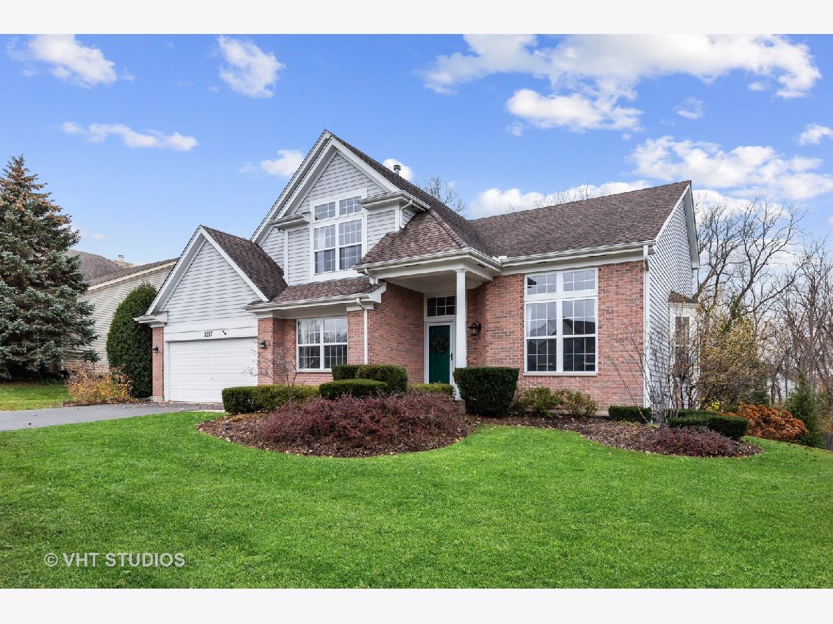 Homes Sold Apple Country Wauconda Illinois, 1217 Cortland