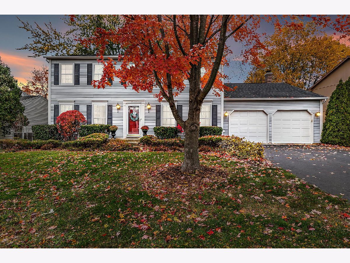 Homes Sold Huntington Hills Naperville Illinois, 1377 Middleburg