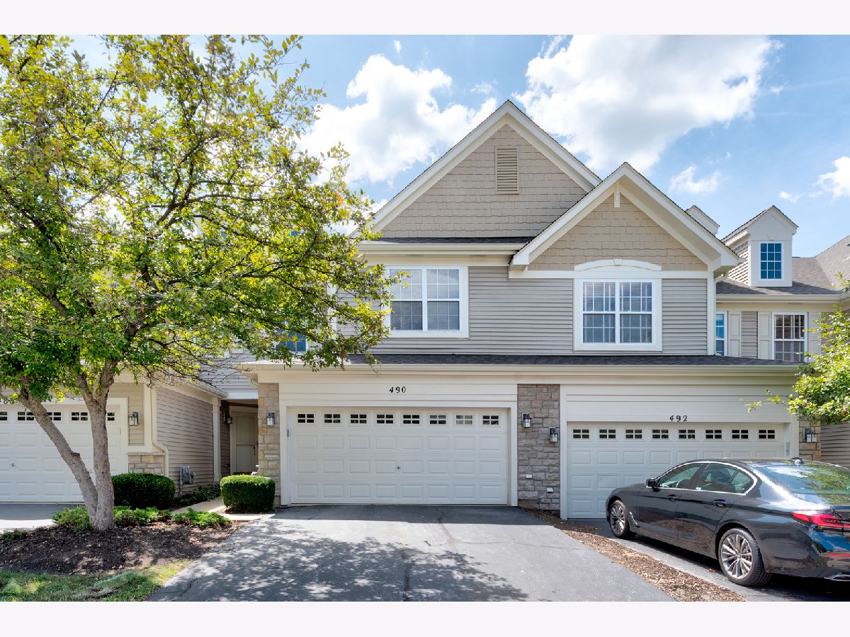 Townhomes Sold Woodland Lakes Aurora Illinois, 490 Vaughn