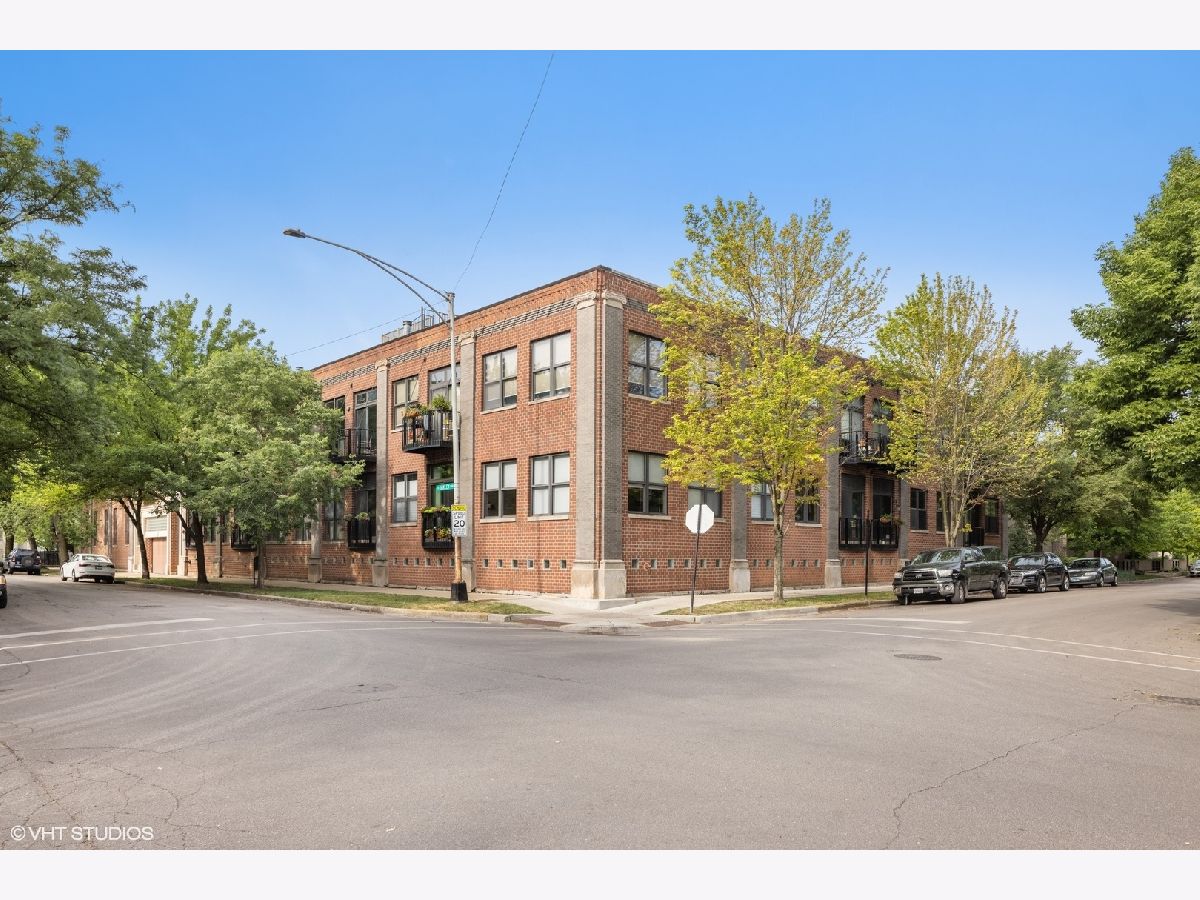 Condos & Townhomes Sold Village Lofts Chicago Illinois, 612 Oakley
