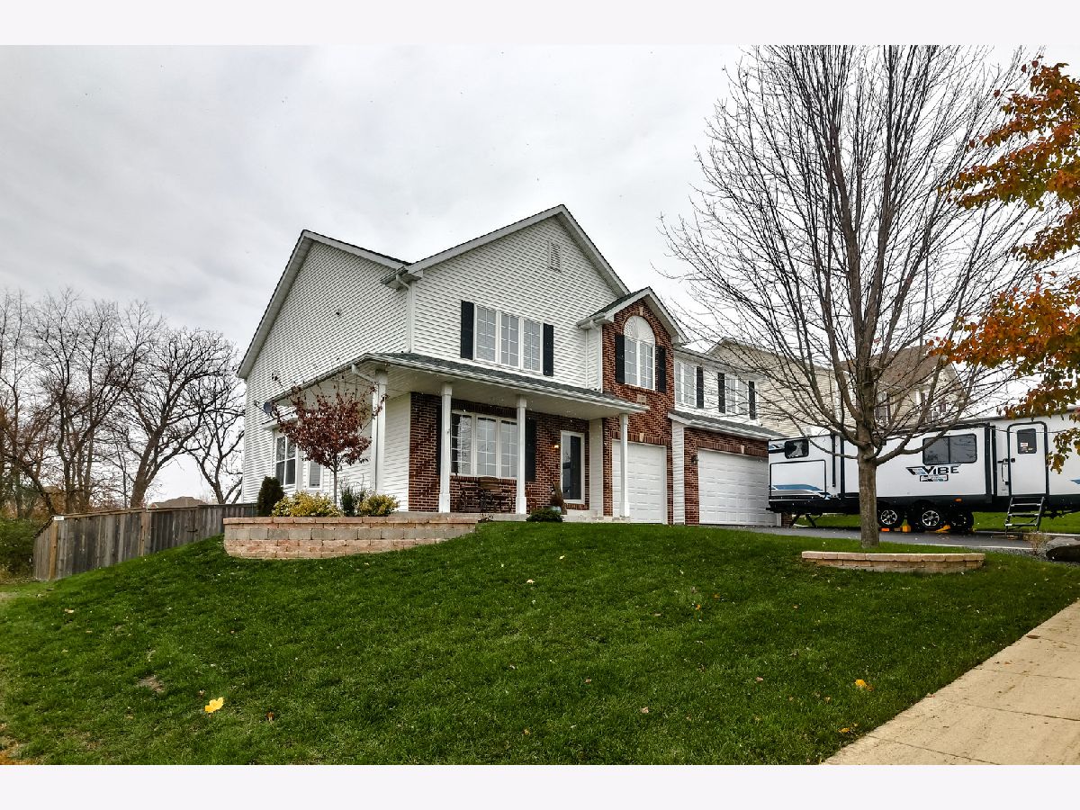 Homes Sold Olson Woods Poplar Grove Illinois, 417 Ironwood