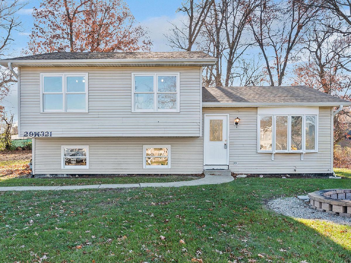 Homes & Condos & Townhomes Sold Woodland West Chicago Illinois, 29W321 Blair