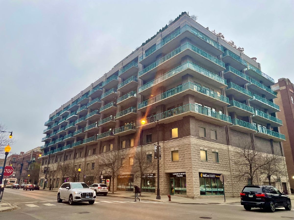 Condominiums Rented Madison Manor Chicago Illinois, 910 Madison