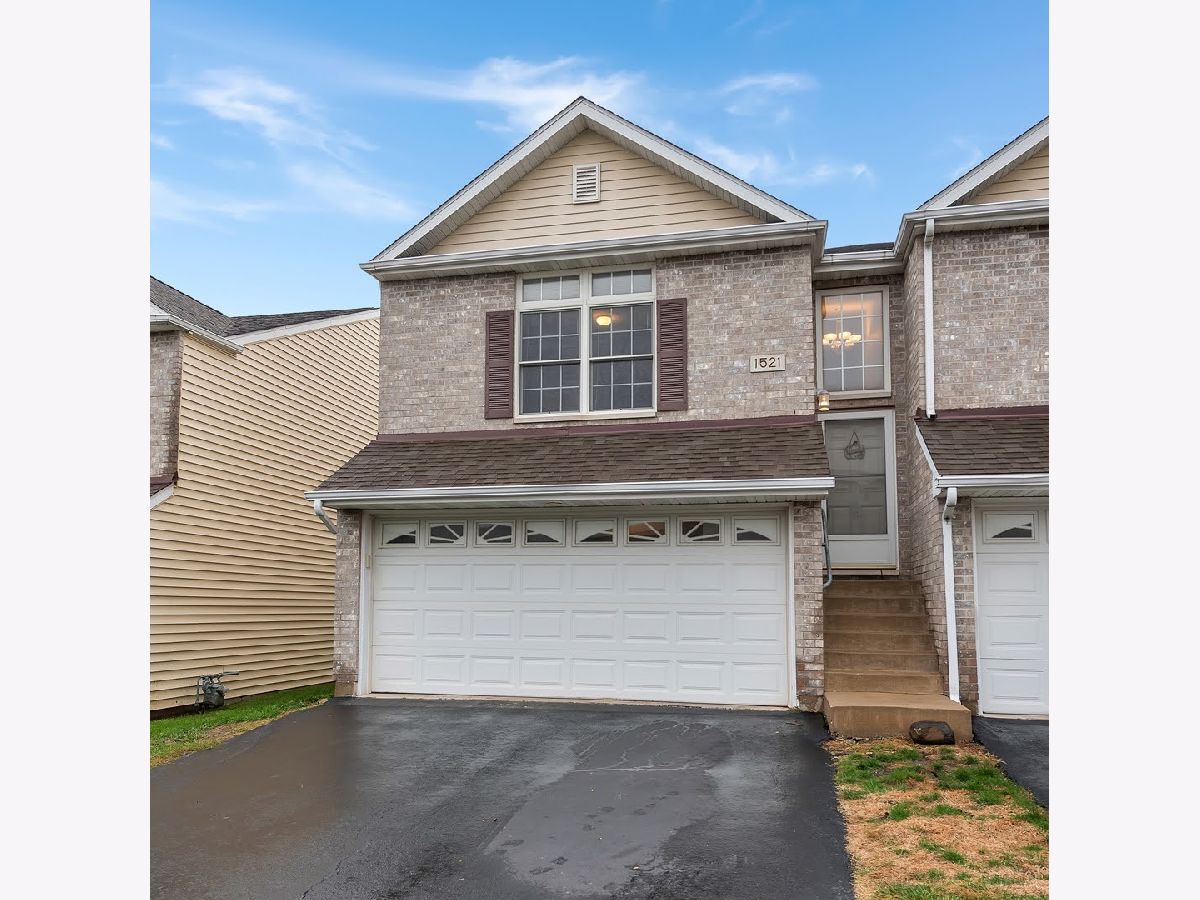 Homes & Townhomes Sold The Knolls Dekalb Illinois, 1521 Stonefield