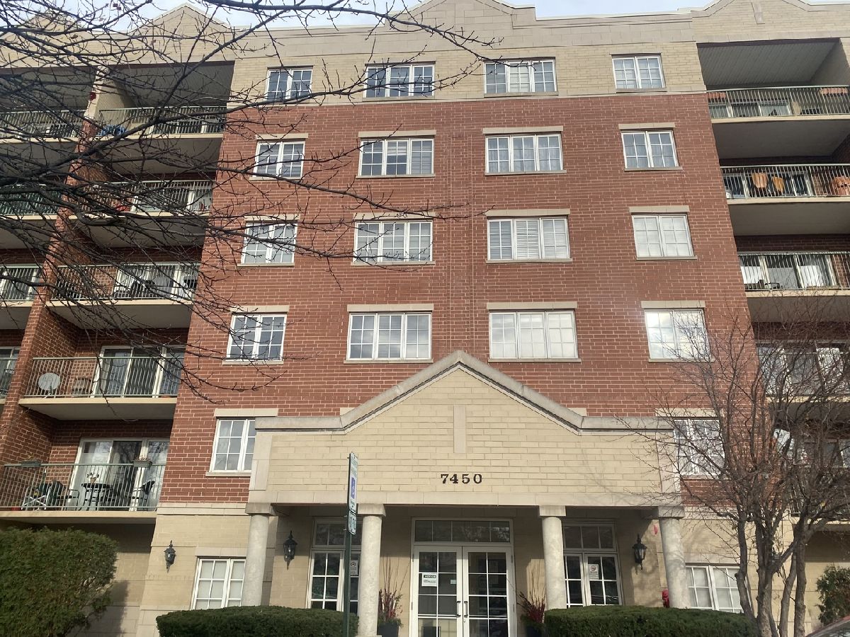 Lincoln Ridge Skokie IL, Condos & Townhomes For Sale & For Rent Sadie