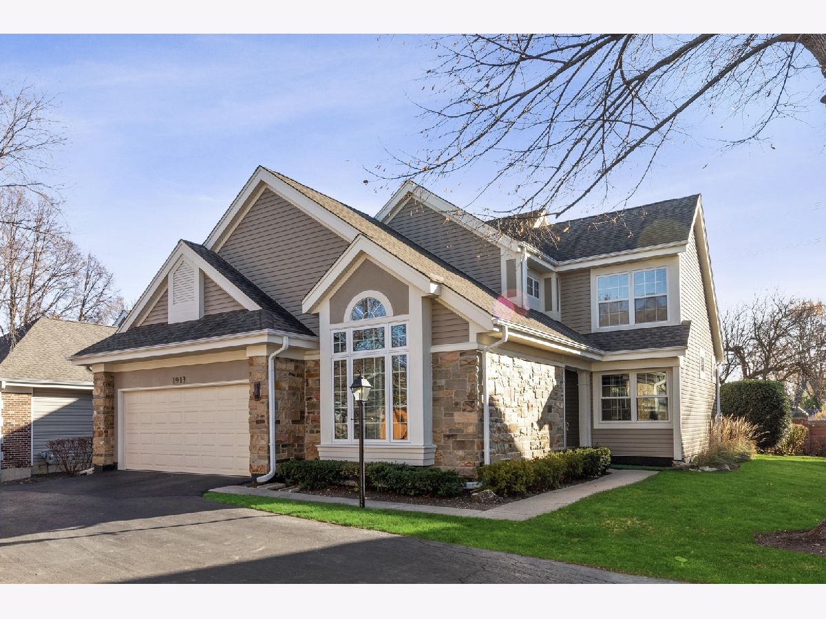 Homes & Condos & Townhomes Sold Enclave Arlington Heights Illinois, 1913 Dunhill