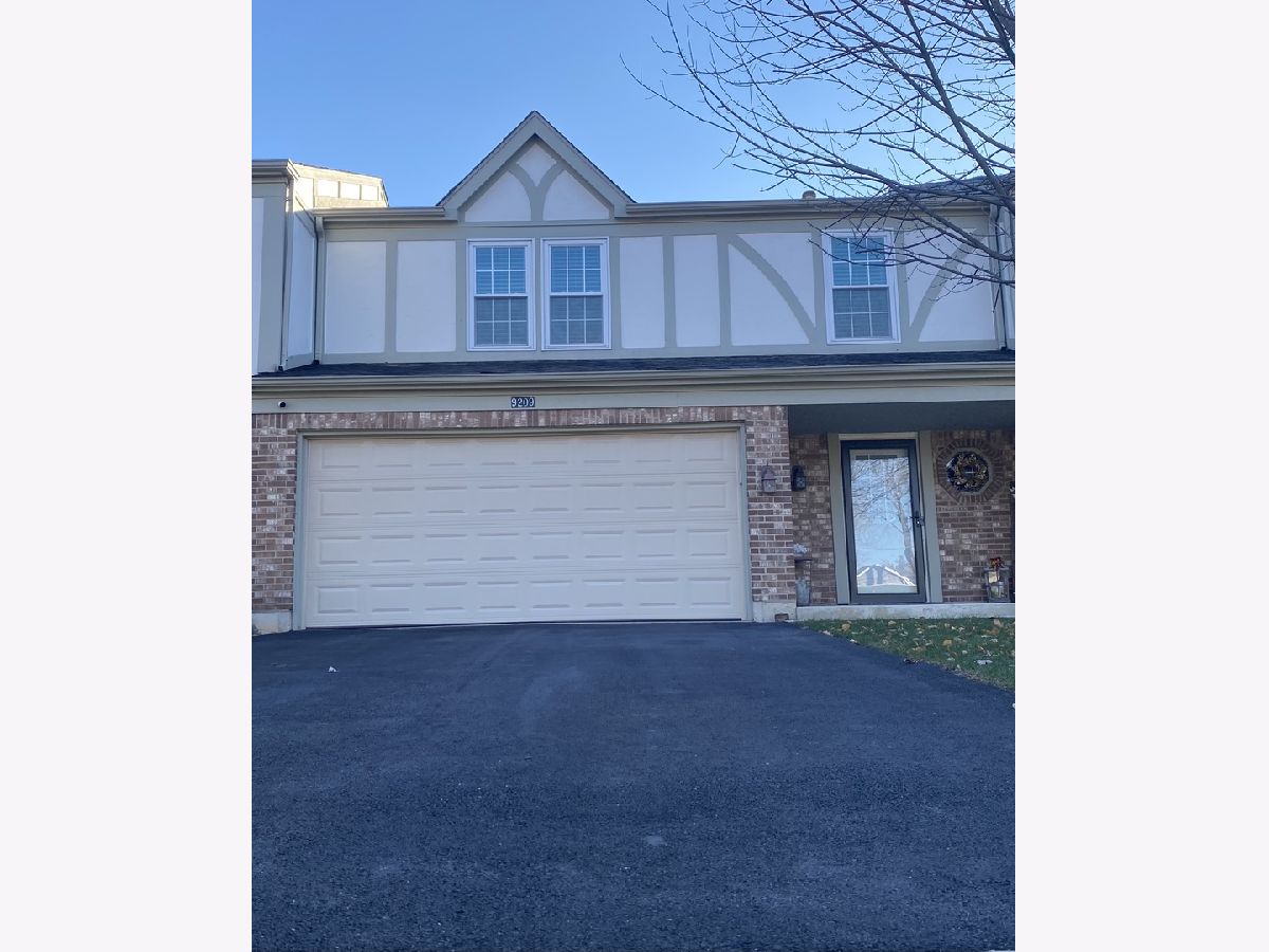 Townhomes Sold Greencastle Orland Park Illinois, 9209 Lakeview