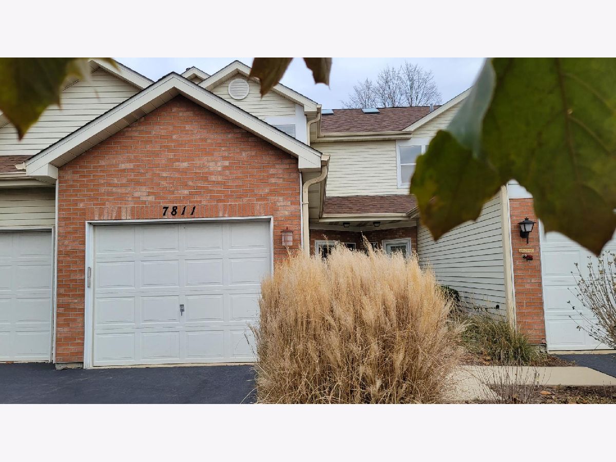 Townhomes Rented Darien Lake Darien Illinois, 7811 Darien Lake