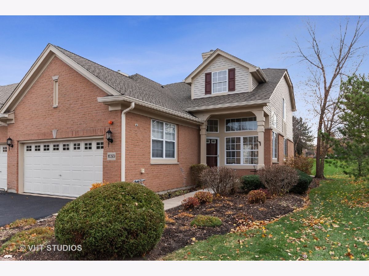 Townhomes & Homes Sold Sonoma Lake Zurich Illinois, 1059 Orchard Pond