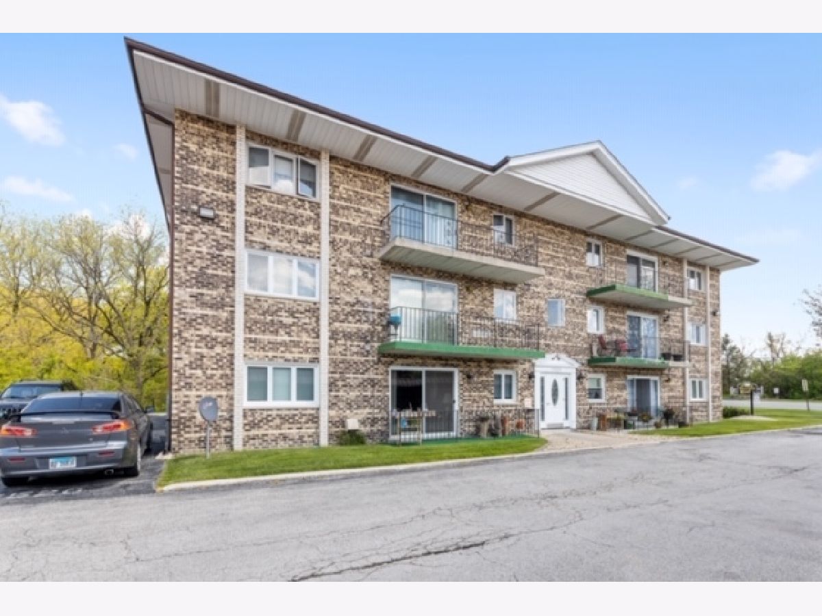 Condominiums Sold Sunrise Worth Illinois, 7520 111th