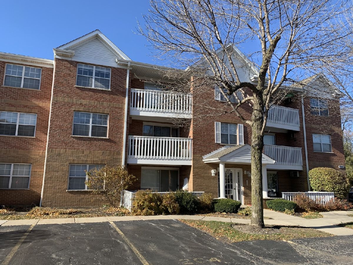 Condominiums Rented Arbor Lane Condos Chicago Illinois, 6560 Belmont