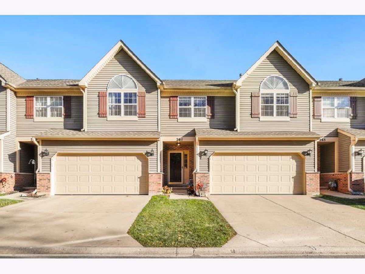 Townhomes Sold Dunridge Condos East Dundee Illinois, 261 Dunridge