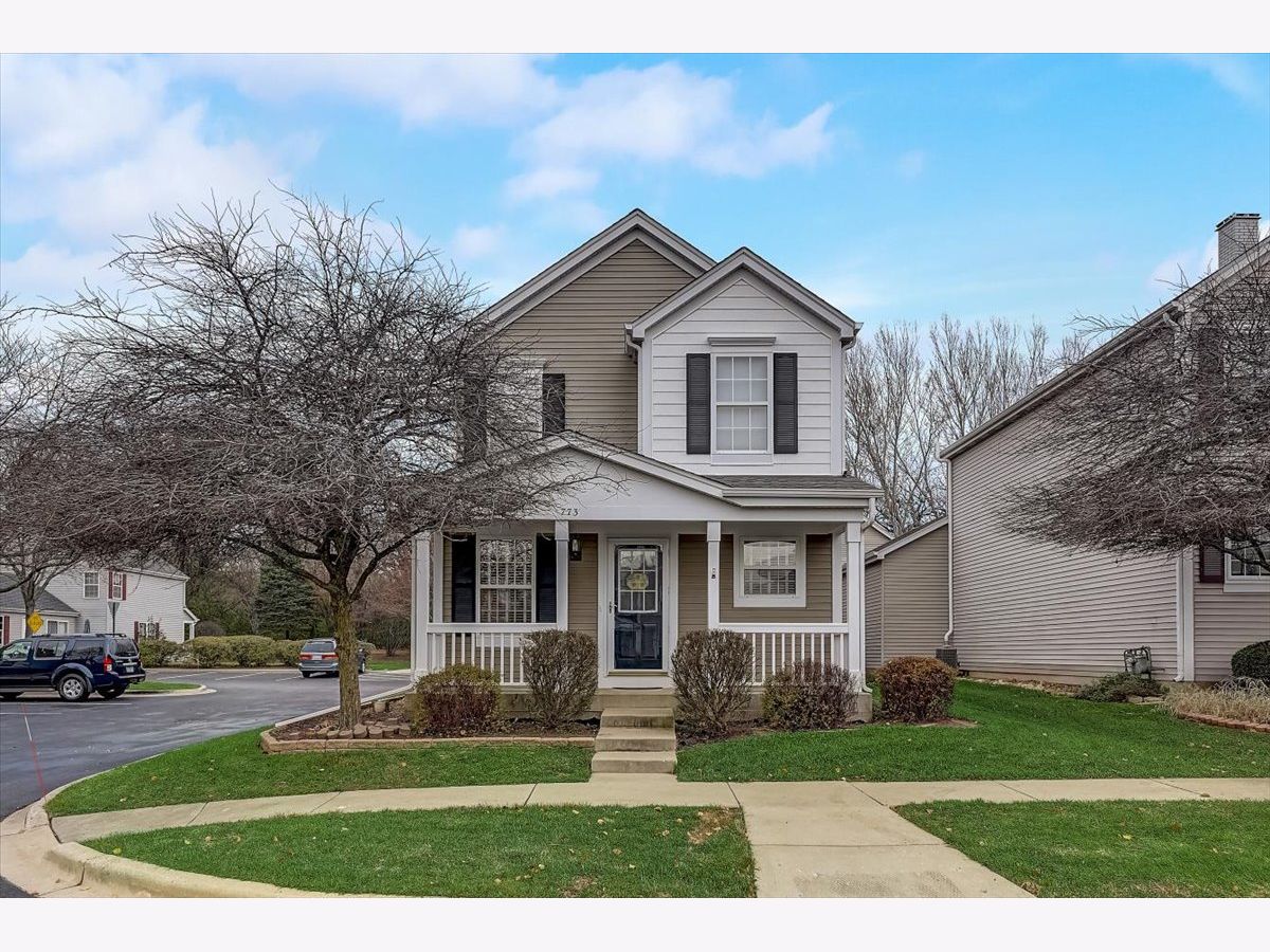 Homes & Townhomes & Condos Sold The Townes At Three Oaks Crystal Lake Illinois, 773 Golden Oak