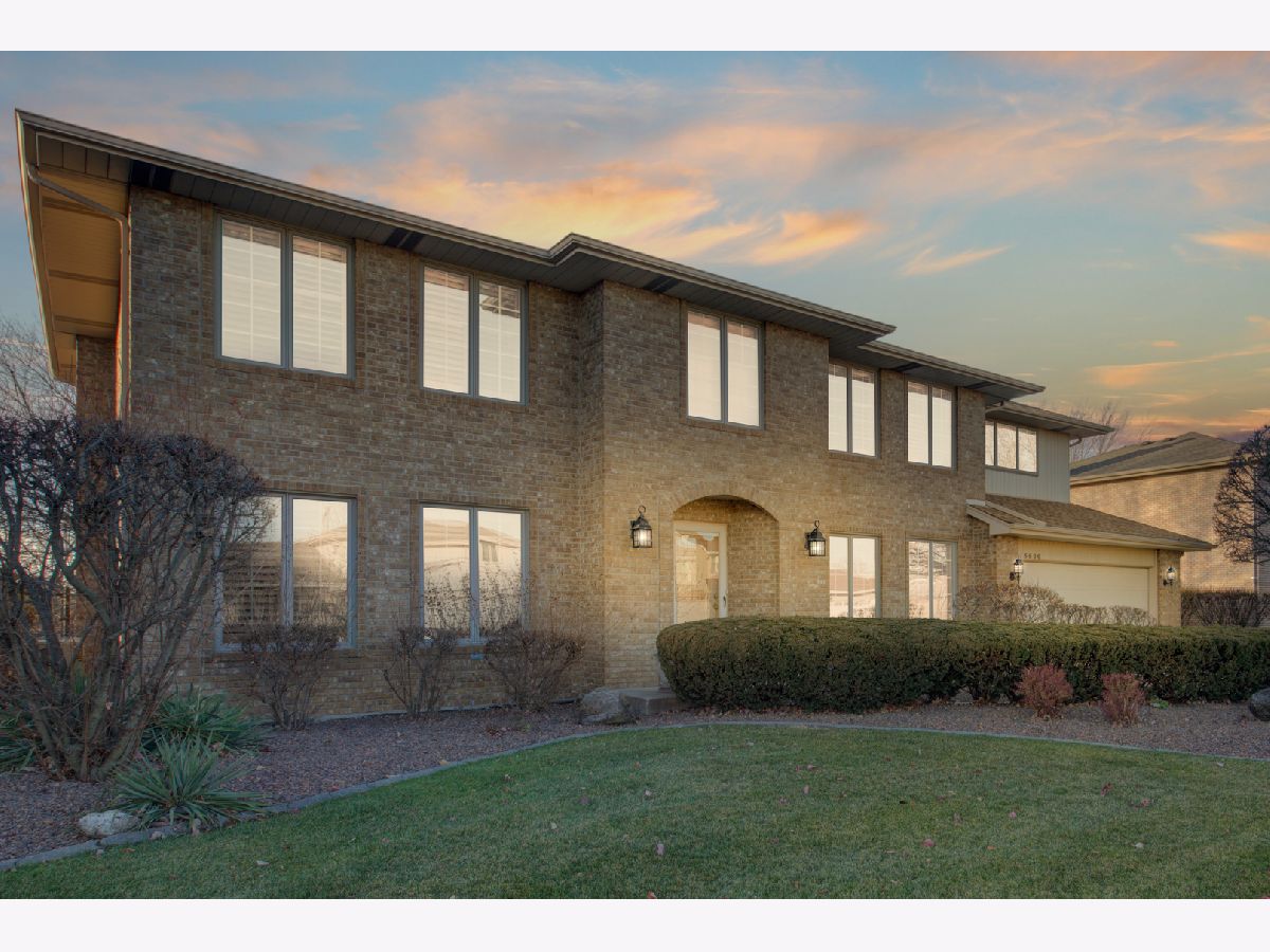 Condos & Townhomes & Homes Sold Golfview Estates Orland Park Illinois, 15606 Plum Tree