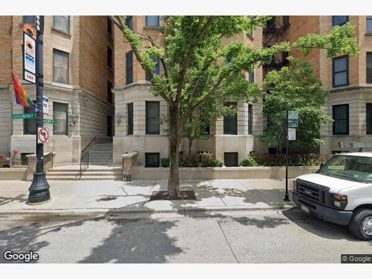 Condominiums Sold Commodore Chicago Illinois, 550 Surf
