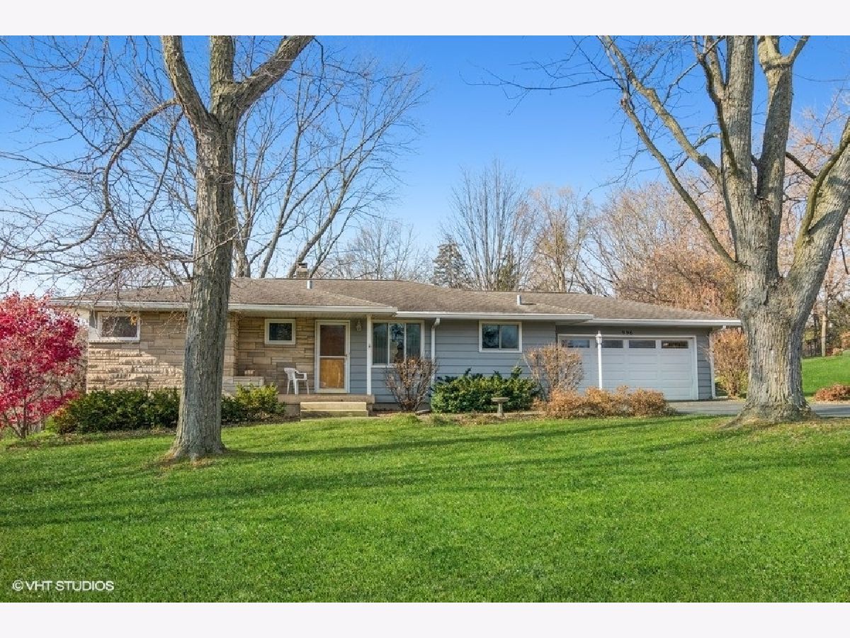 Homes Sold Highview Hills Elgin Illinois, 996 Bruce