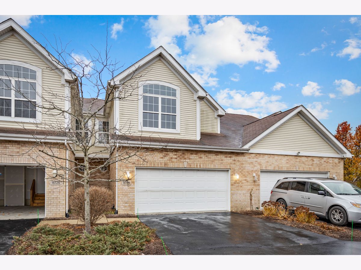 Townhomes Sold Mistee Ridge Orland Park Illinois, 16128 Hillcrest