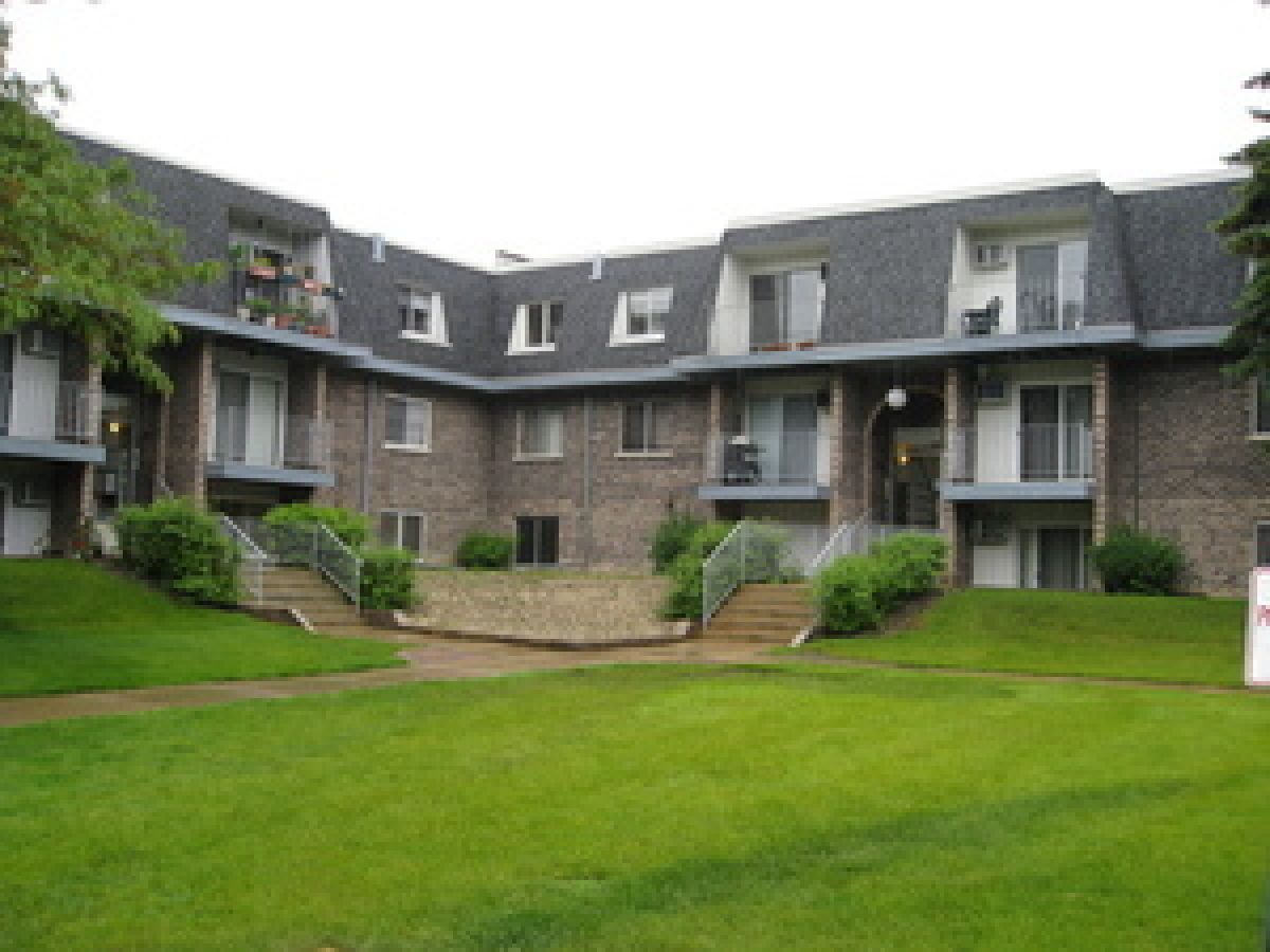 Condominiums Rented River Trails Prospect Heights Illinois, 928 Jonathon