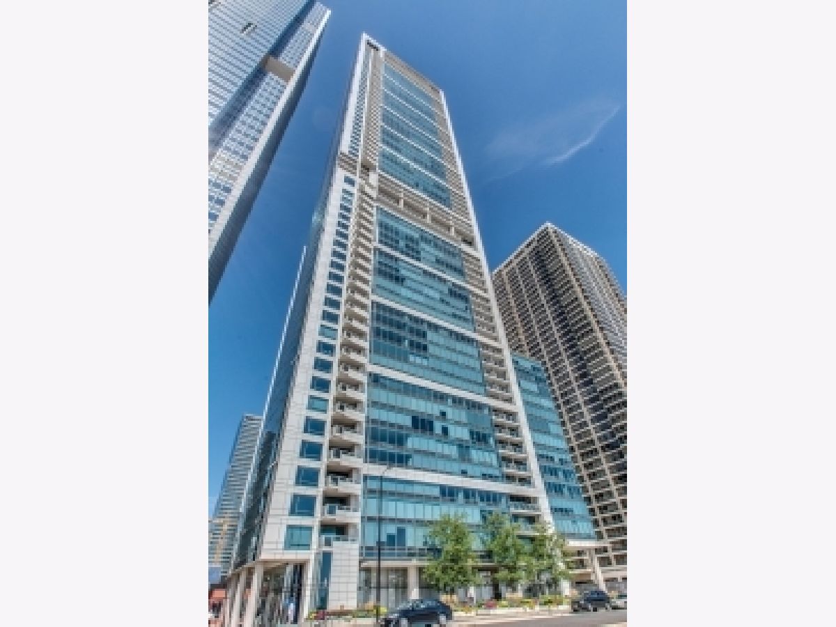 Condos & Townhomes Sold 340 E  Randolph Chicago Illinois, 340 Randolph