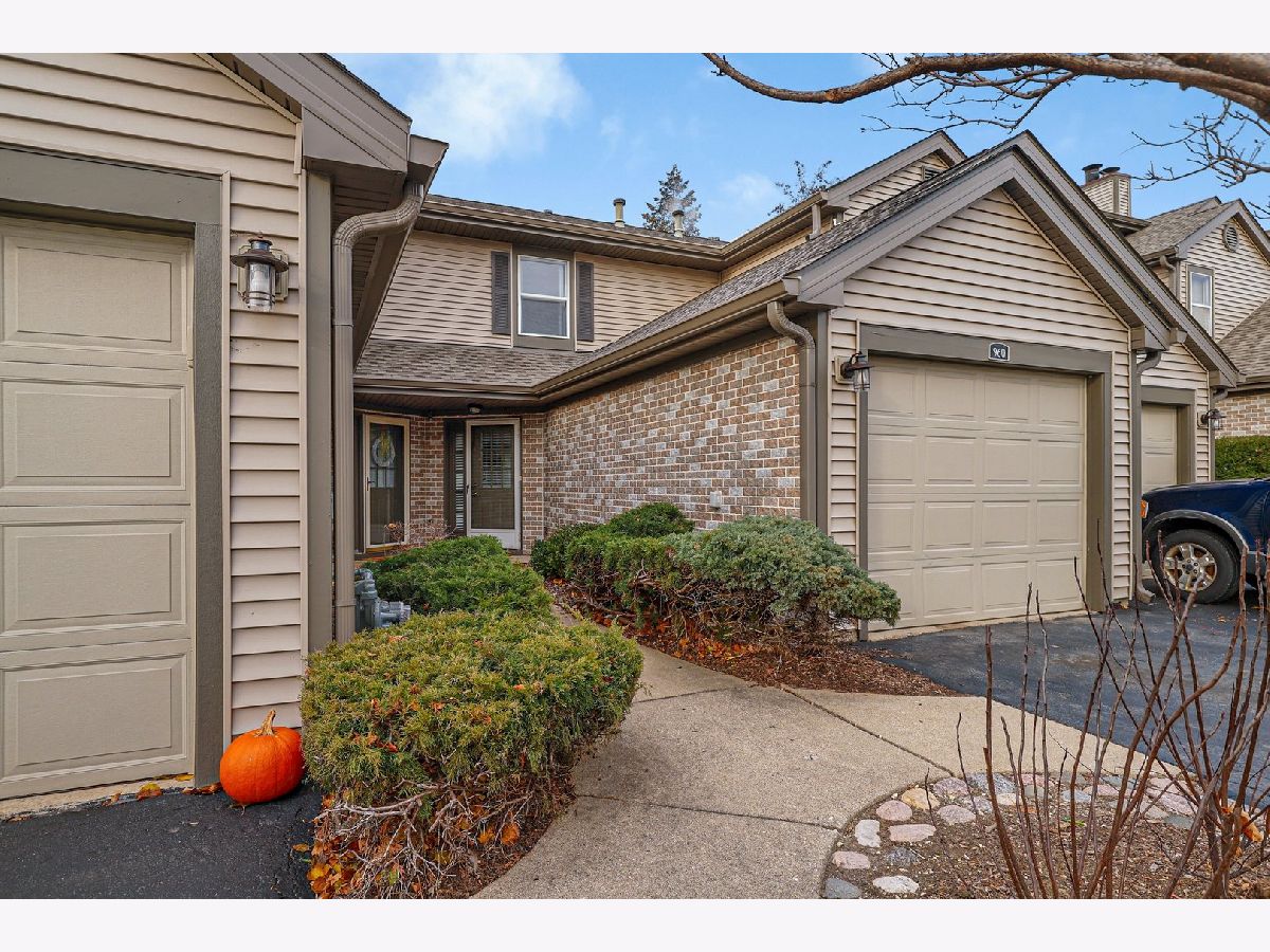 Townhomes & Condos Sold Buttercreek Hoffman Estates Illinois, 960 Butter Creek
