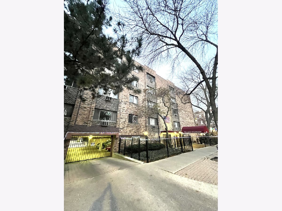 Condos & Townhomes Sold Park Harbor Chicago Illinois, 611 Patterson