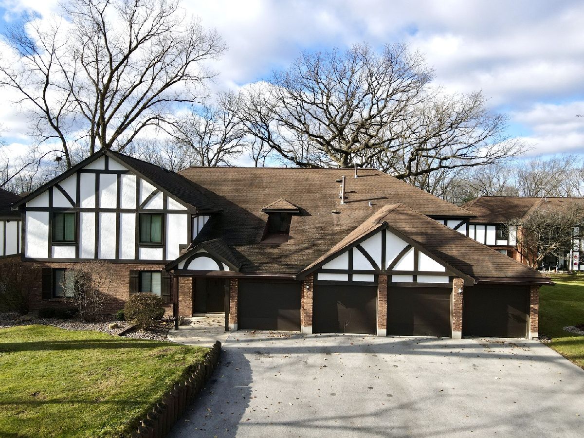 The Timbers Palos Hills IL, Condominiums For Sale & For Rent Sadie