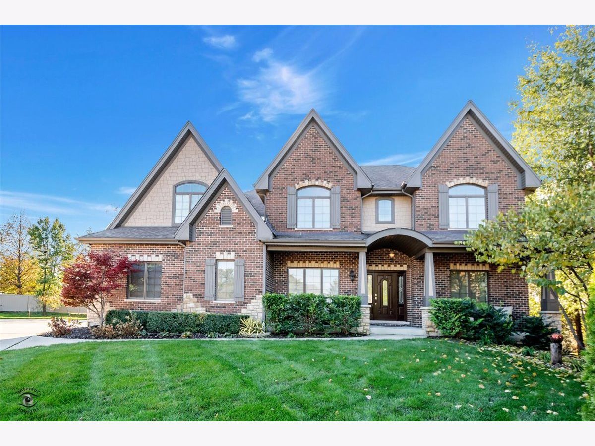 Homes & Condos & Townhomes Sold Abbey Woods Frankfort Illinois, 20734 Cardinal
