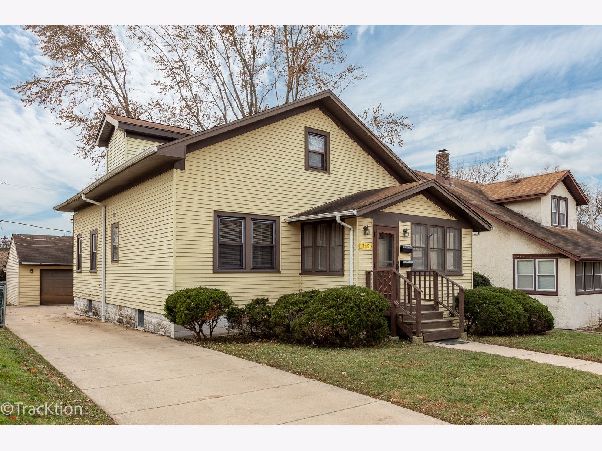 Homes Sold Stanleys Downers Grove Illinois, 745 Rogers