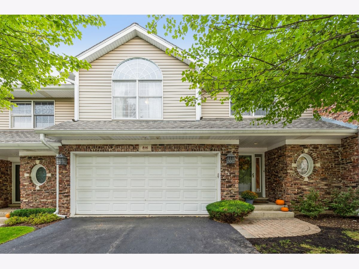 Townhomes Sold Bridgeview Creek West Palatine Illinois, 816 Drew